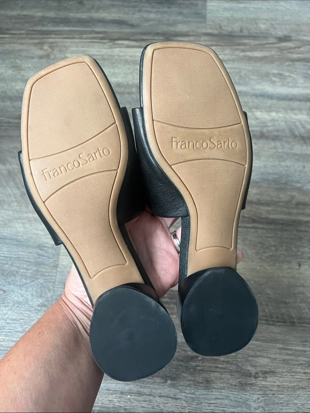 Franco Sarto Black Leather Slide Heels 6.5M ♣️